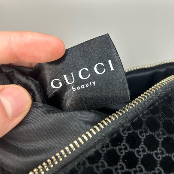 Gucci Beauty Monogram Makeup Pouch - Picture 5 of 6
